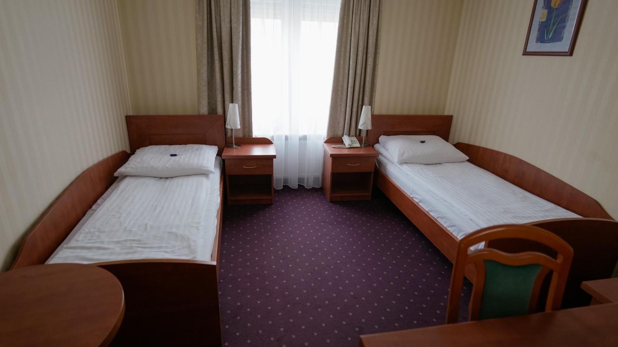Hotel Sen Σwiebodzin Εξωτερικό φωτογραφία