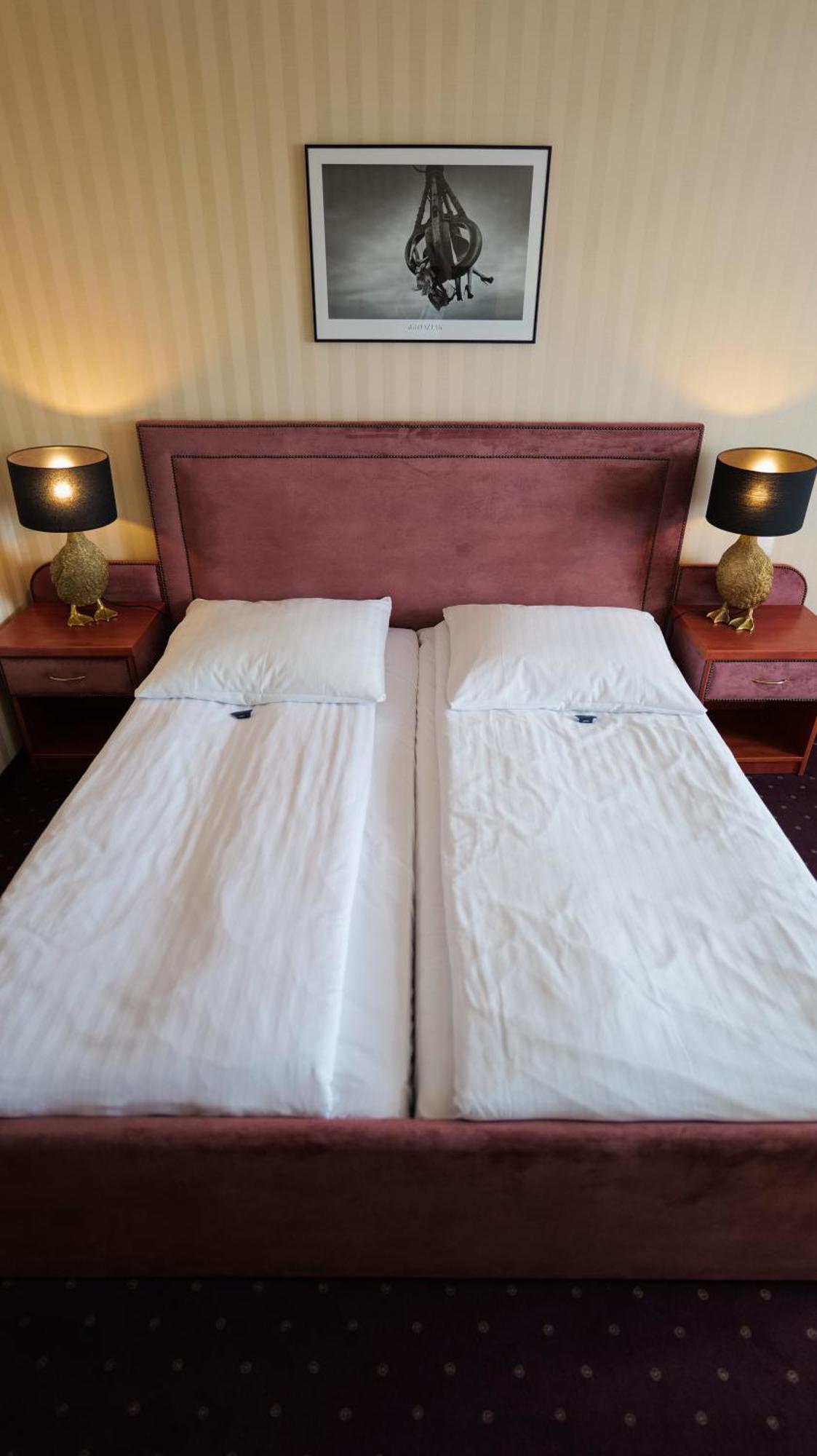 Hotel Sen Σwiebodzin Εξωτερικό φωτογραφία